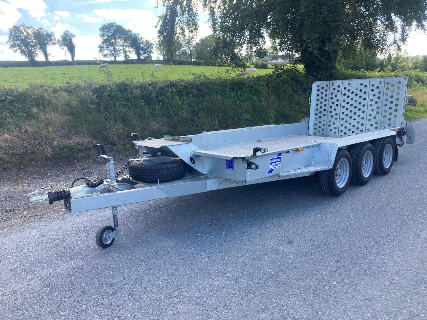 Ifor Williams GH146 Tri Plant Trailer