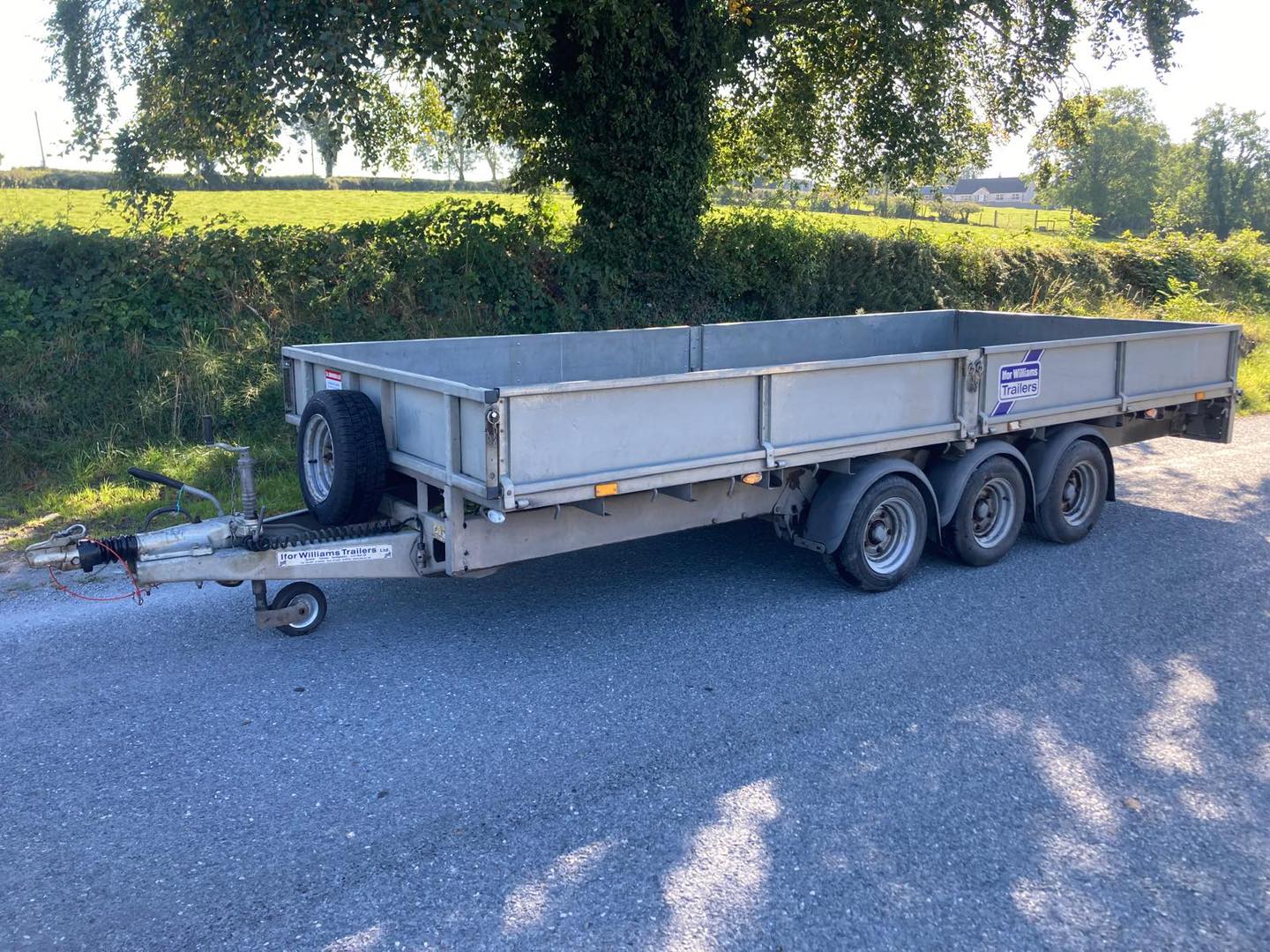 Ifor Williams LM166 (16x6’6) Tri Axle