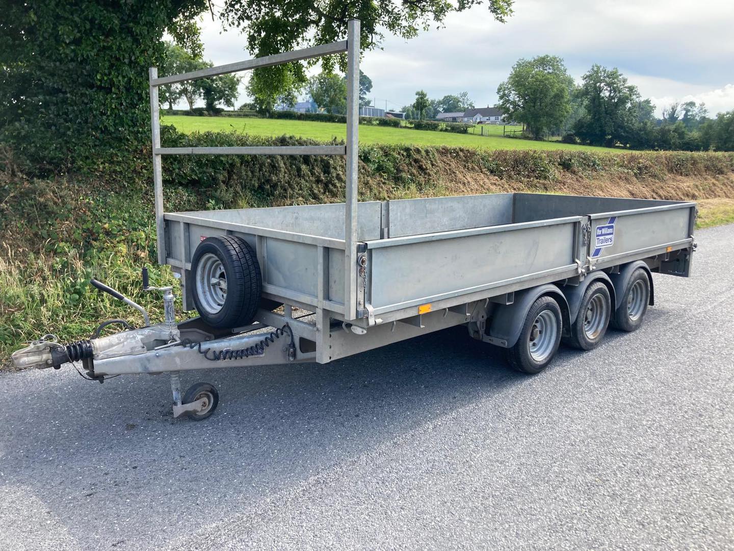 Ifor Williams LM146 Tri (14x6’6)