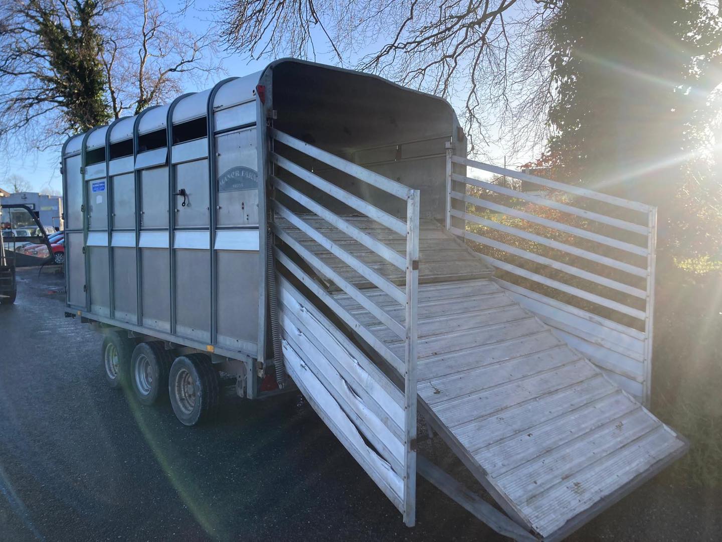 Ifor Williams DP120-12 (12x6’6) Tri Decks