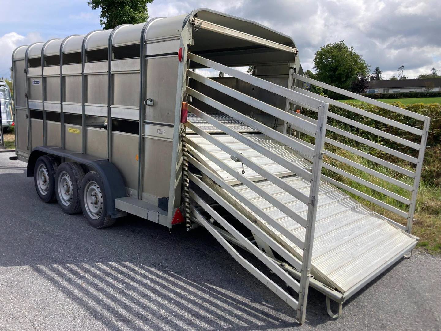 Ifor Williams TA510-14 Tri 14x5’10 Sheep Decks